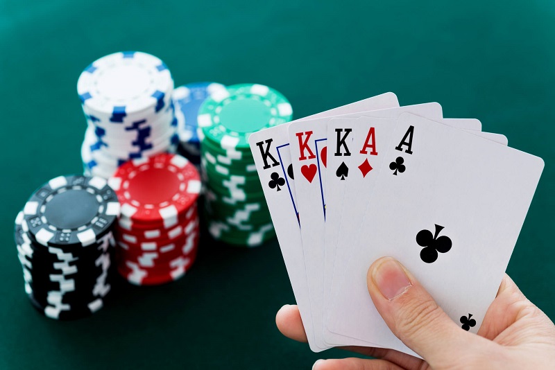 Cách Chơi Poker – Luật Poker Chi Tiết Nhất